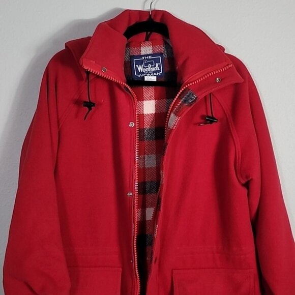 Vintage Woolrich Women Wool Chore Coat Size S Red Plaid Hooded Barn Zip Button - Picture 10 of 16